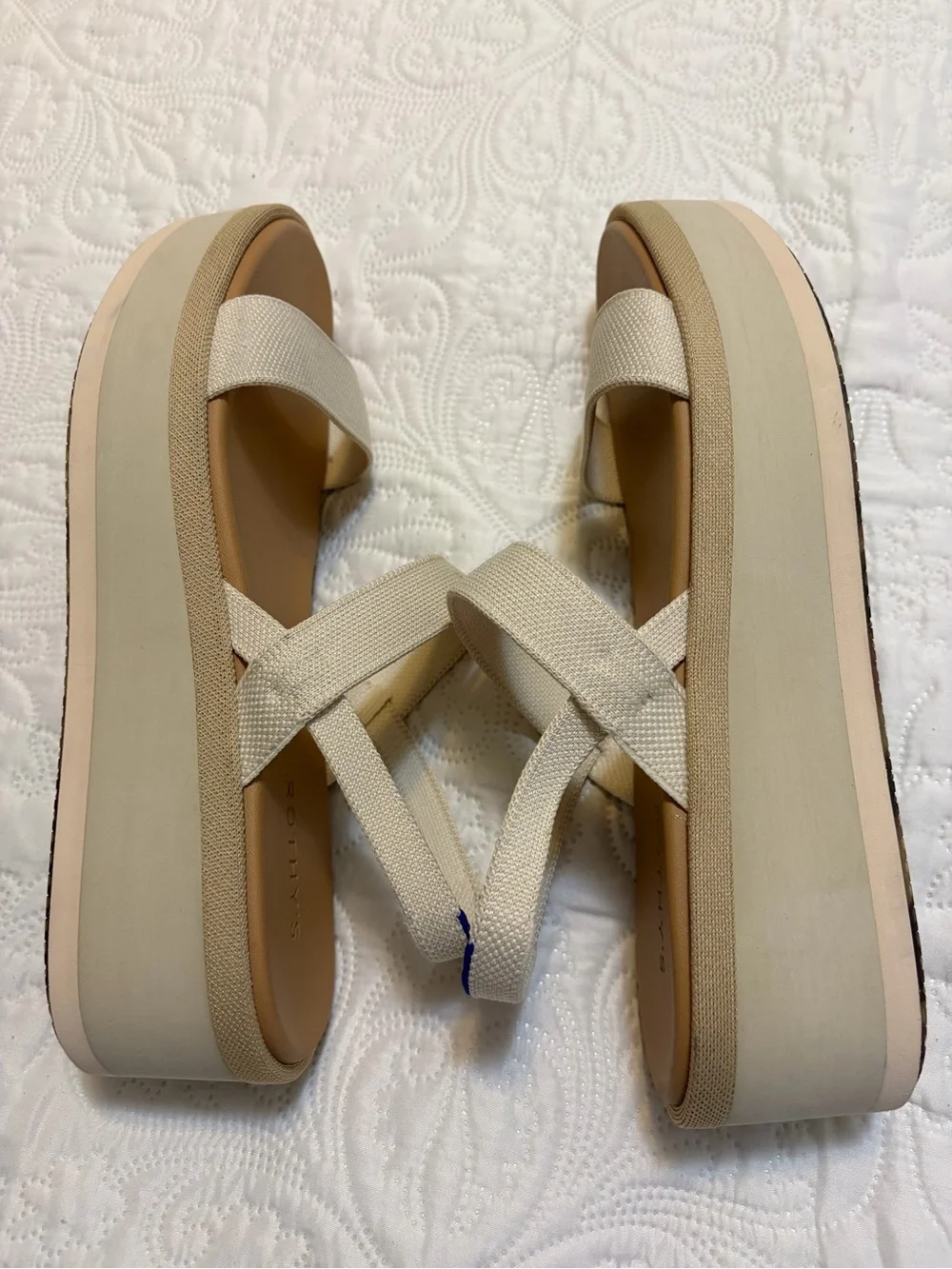 Rothy's The Lightweight Wedge Sandal In Salt